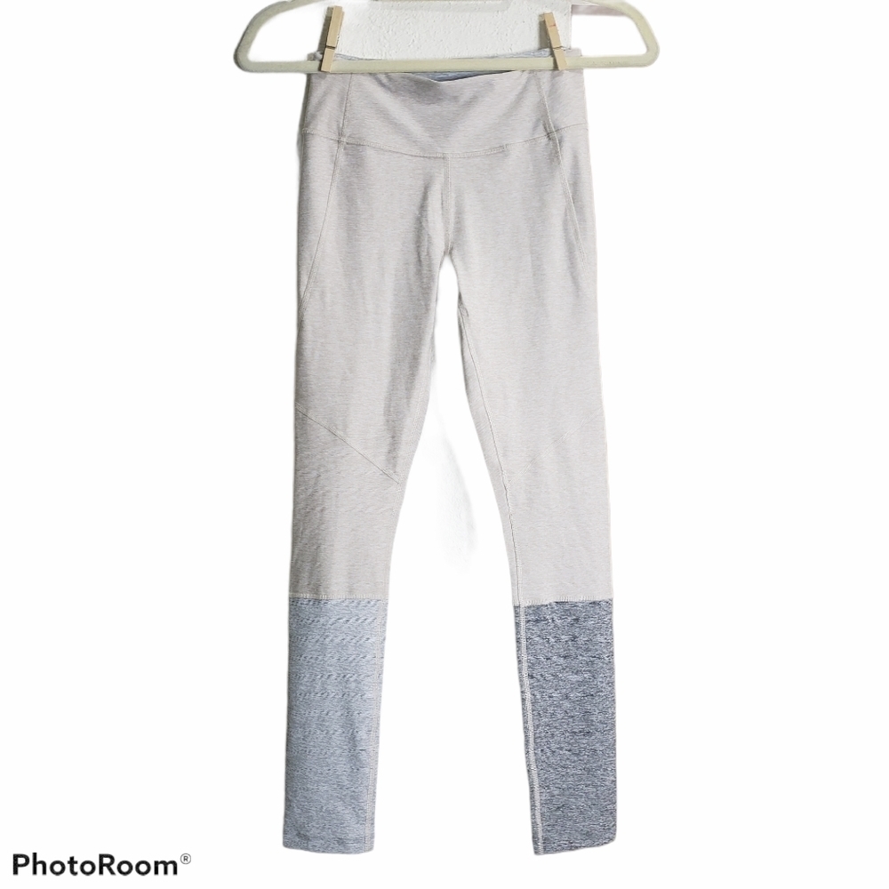 OUTDOOR VOICES Fitted Colorblock Leggings - Picture 3 of 5
